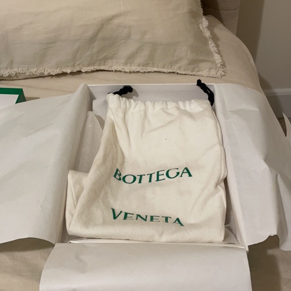 Bottega Veneta sandals in color ice. - Picture 11 of 11